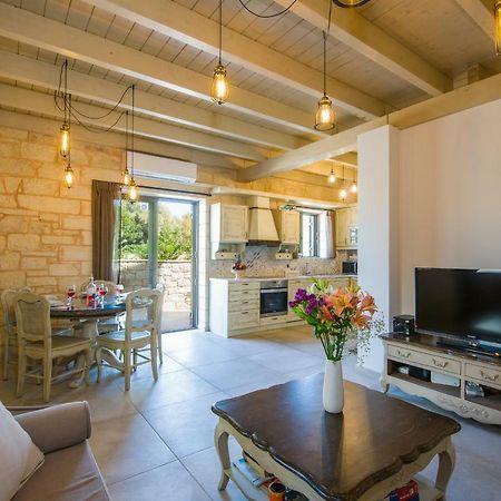 Villa Sirocos Stalos Ngoại thất bức ảnh