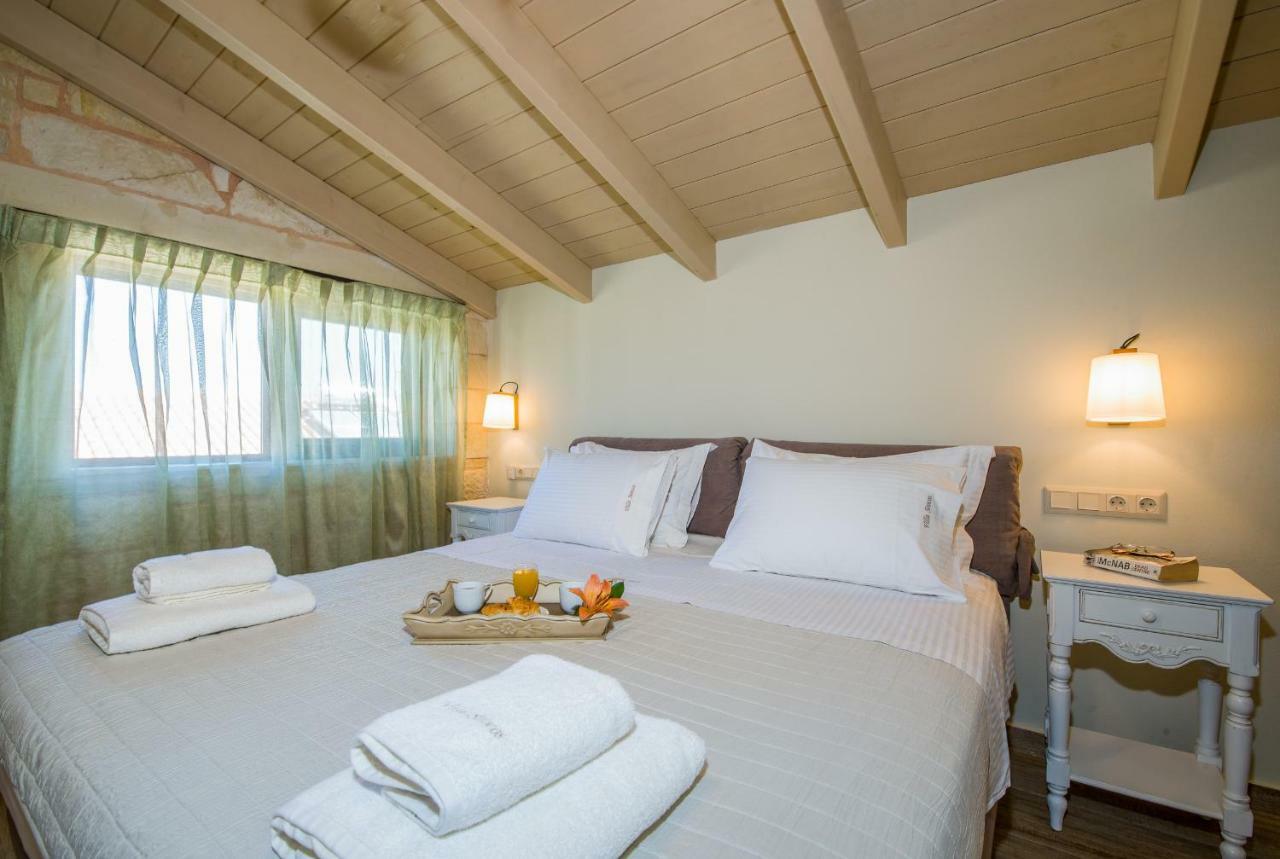 Villa Sirocos Stalos Ngoại thất bức ảnh